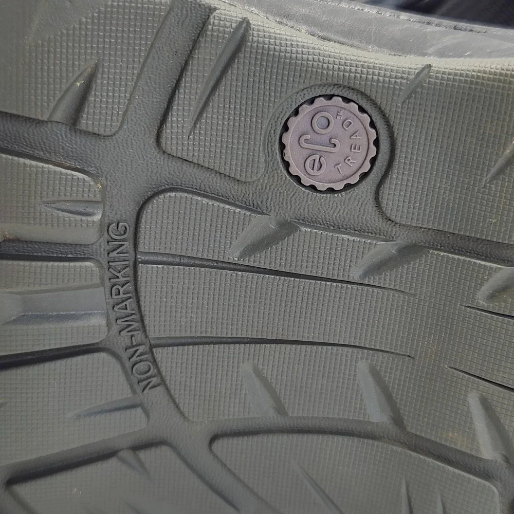 Chaco Updraft EcoTread X2 Sandals Womens Size 9 Black Gray Waves Hiking Trail